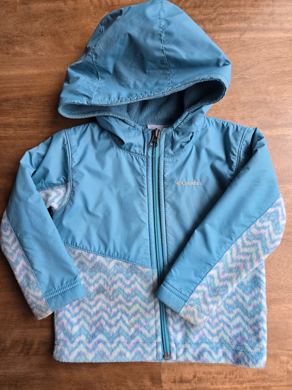 Columbia Teal Hooded Fleece Jacket with Chevron Panel